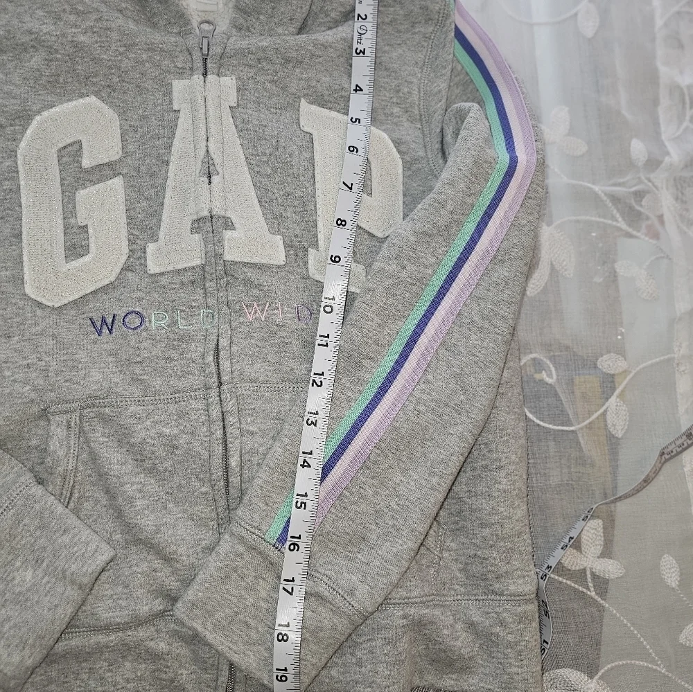 GAP hooded sweater XXL/14-16 with sherpa lining